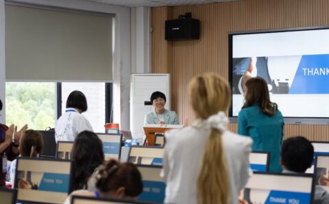 LINE_ALBUM_YWICC - 06.17_241021_37