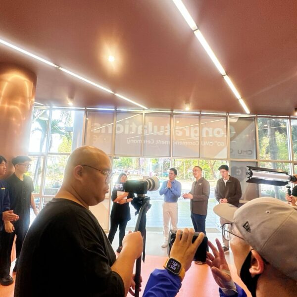 เบื้องหลังการถ่ายทำและบันทึกวิดีโอสัมภาษณ์ผู้บริหารและวิทยากรโดยทีมงานโปรดักชัน ณ CAMT